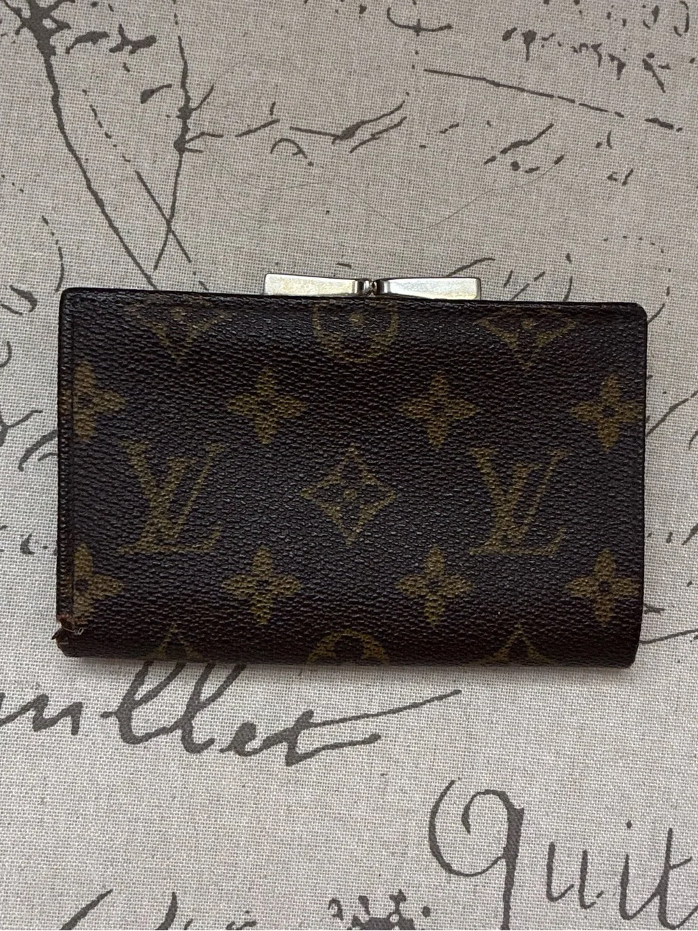 Vintage Louis Vuitton Monogram Print Kiss Lock Wallet Saks Fifth Avenue Rare